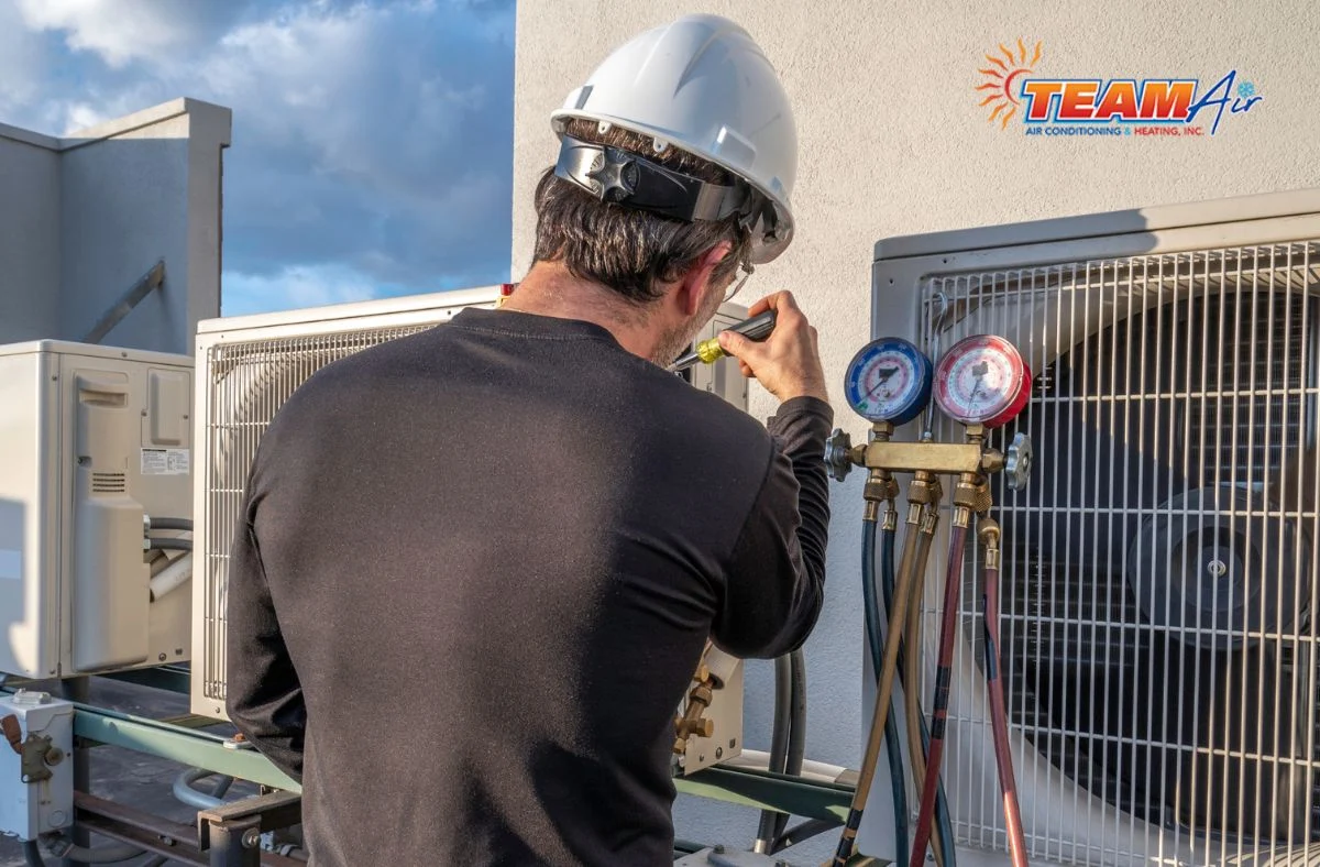 Rooftop HVAC units installed on commercial buildings in Deland Commercial AC service for SMBs in The Villages, addressing business air conditioning needs with reliable support and competitive pricing